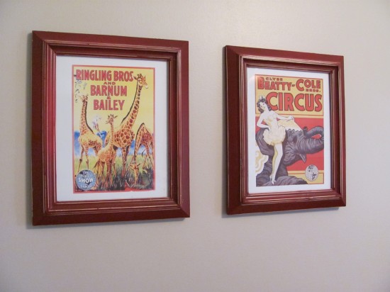 framed-circus-posters